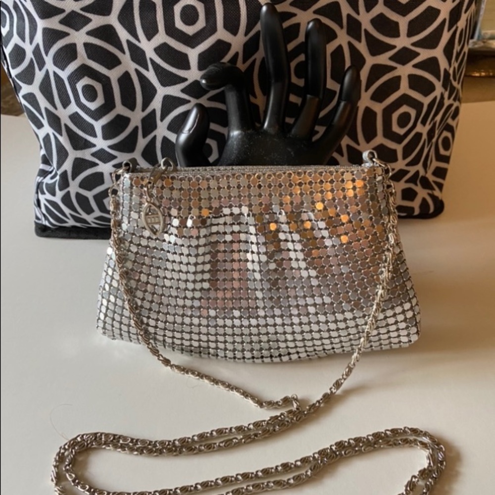 WRISTLET